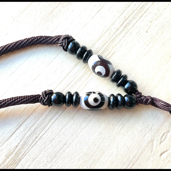 Handmade gemstone necklace green agate jewelry brown cord African bead - Picture 5 of 5